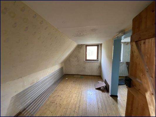 Raum 1 Dachboden