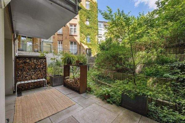 Terrasse mit Blick ins Grüne
