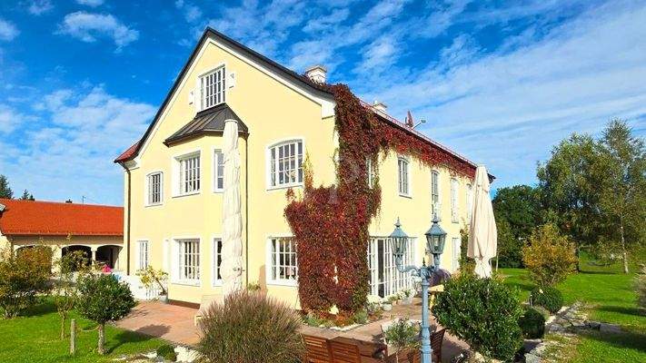 Blick auf das Haupthaus