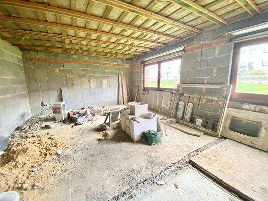 Der nicht fertig gest. Anbau