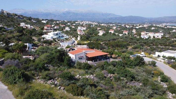 Kreta, Kokkino Chorio: Grundstück mit Meerblick und Bergblick zu verkaufen