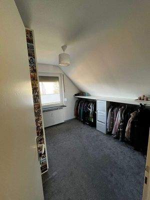 DG - Arbeits-/Kinderzimmer