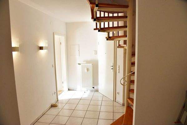 Diele in der Maisonette-Wohnung im OG und DG