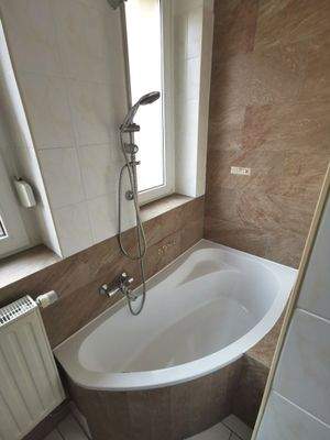 Badewanne - Eckwanne.jpg