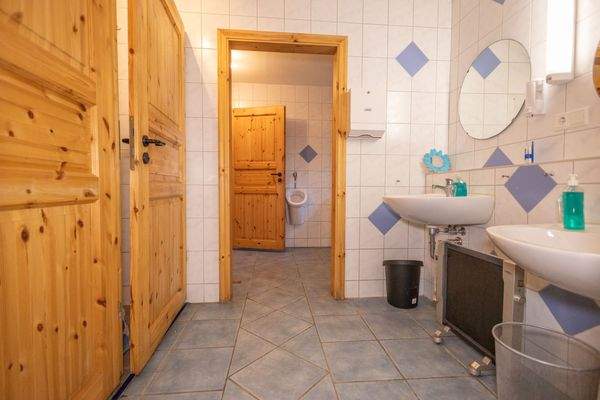 Sanitäranlagen Herren