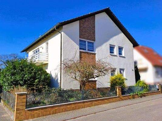 02 Straßenansicht.jpg