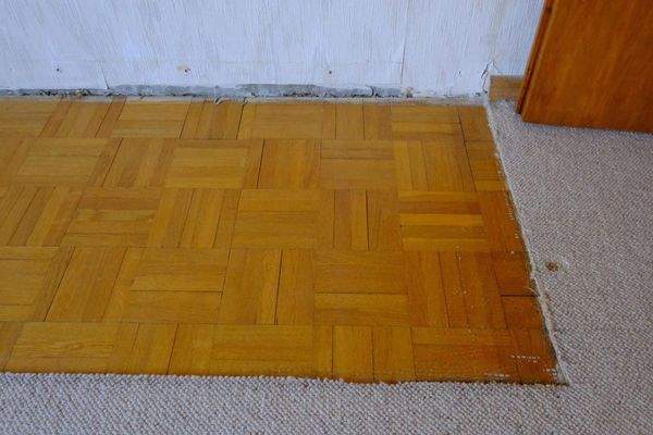 Parkett im gesamten EG