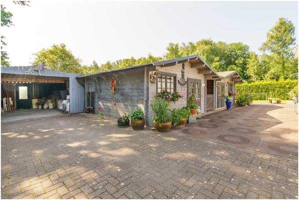 Gartenhütten Carport