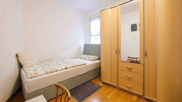 171 Schlafzimmer 2 (1 von 1).jpg