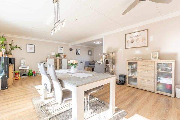 Wohn- und Essbereich