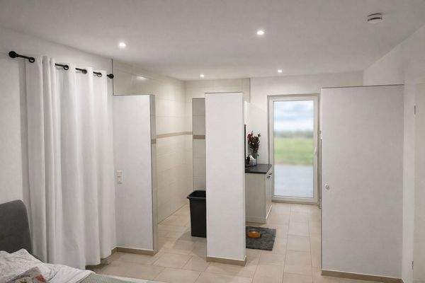 Dusch- und Ruhezone am Spa- bzw. Sportbereich