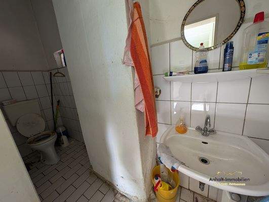 ehem. Gemüseladen WC