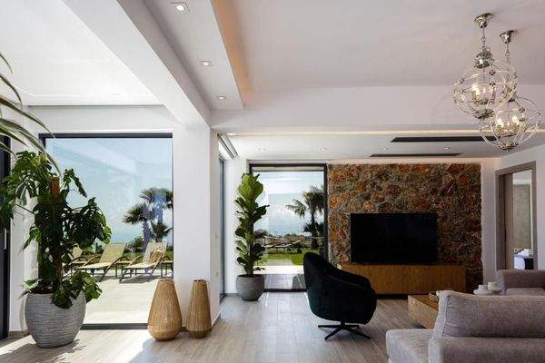 Kreta, Kefalas: Erstaunliche Steinvilla mit Meerblick und Pool zu verkaufen