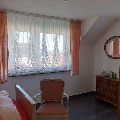 Schlafzimmer 1, 2.OG