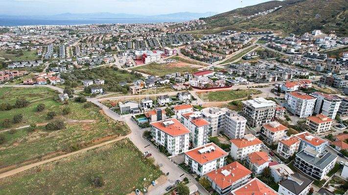 Spacious Villa with City View and a Garden in İzmir