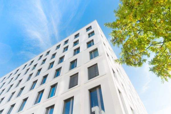 Muster Wohn-Geschäftshaus