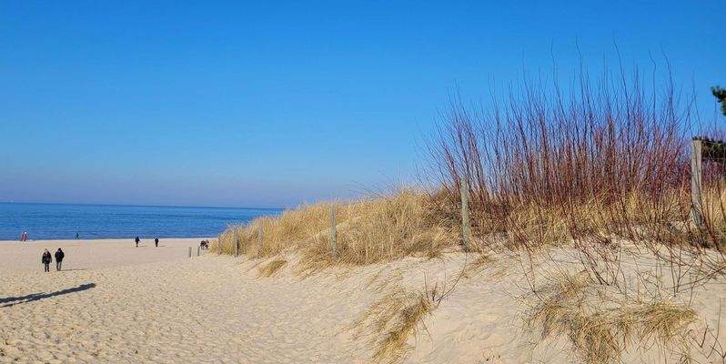 Schneeweißer Sandstrand