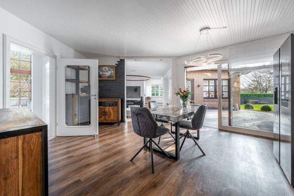 DI - Forbes Global Properties