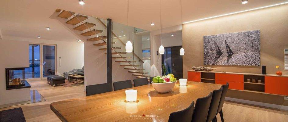 Treppe ins Obergeschoss