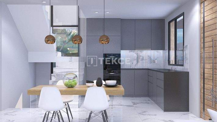 Detached Villas with Views of the Golf Course in Ciudad Quesada