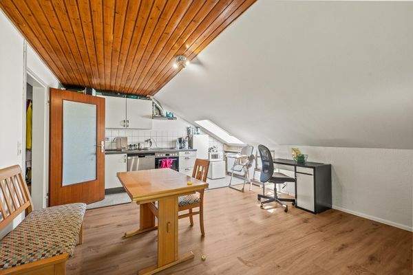 DG 1 - Wohnen-Essen-Küche