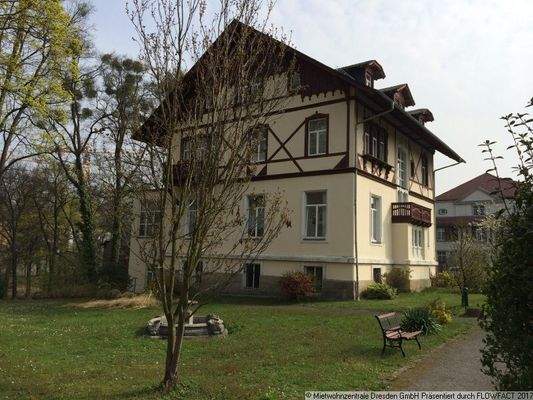 Gartenansicht - 2 Raum-Balkonwohnung