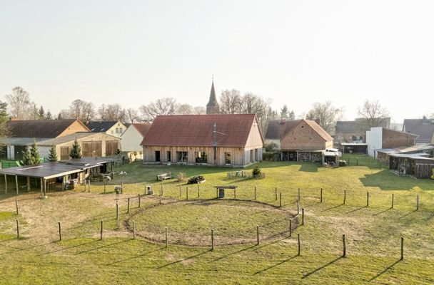 Weitläufiges Grundstück mit 3.970 m²