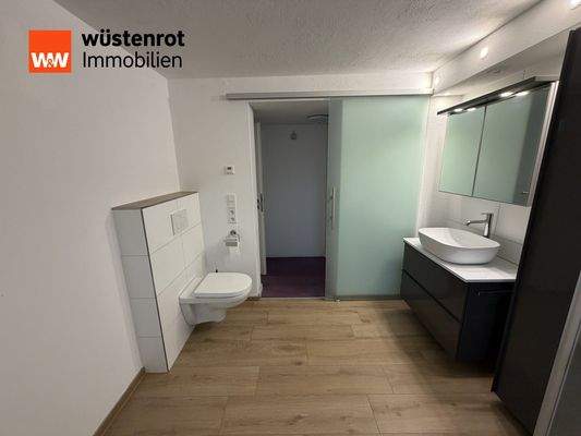 Bad mit WC im UG