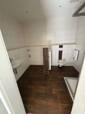 Ritterstraße 12 EG rechts Bad