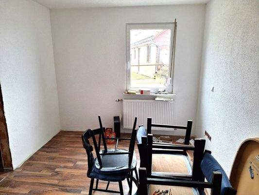 Zimmer kleine Wohnung 1. OG