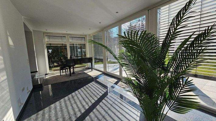 Wohnwintergarten über die gesamte Wohnfläche