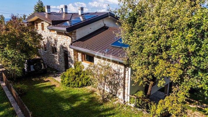 DJI_20251002110346_0581_D-2