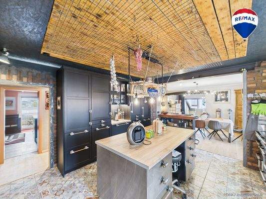 REMAX Immobilien DeLux Haus in Mettlach / Faha zu verkaufen