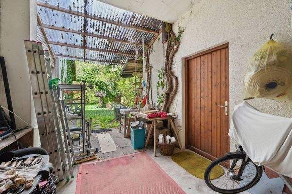 Überdachter Durchgang...