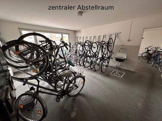 Zentraler Raum für Fahrräder