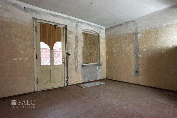 Wohnzimmer OG - Ist-Zustand (leergeräumt)