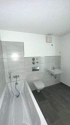 Badezimmer Ansicht 2