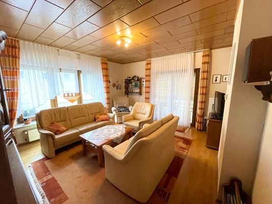 Wohnzimmer mit Terrasse