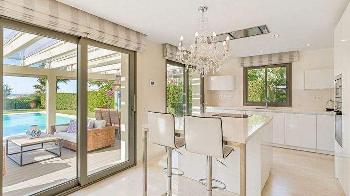 Photo: Villa in Marbella East