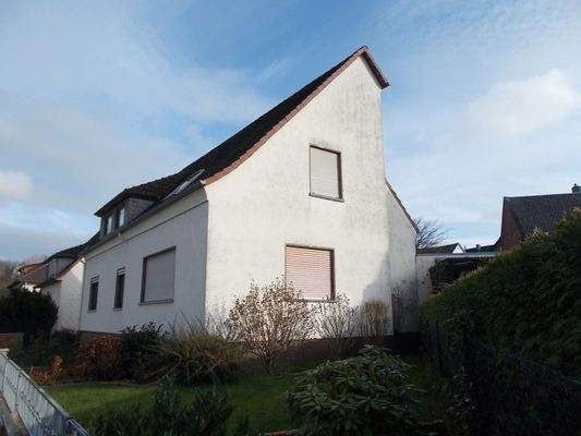 Giebel + Straßenseite