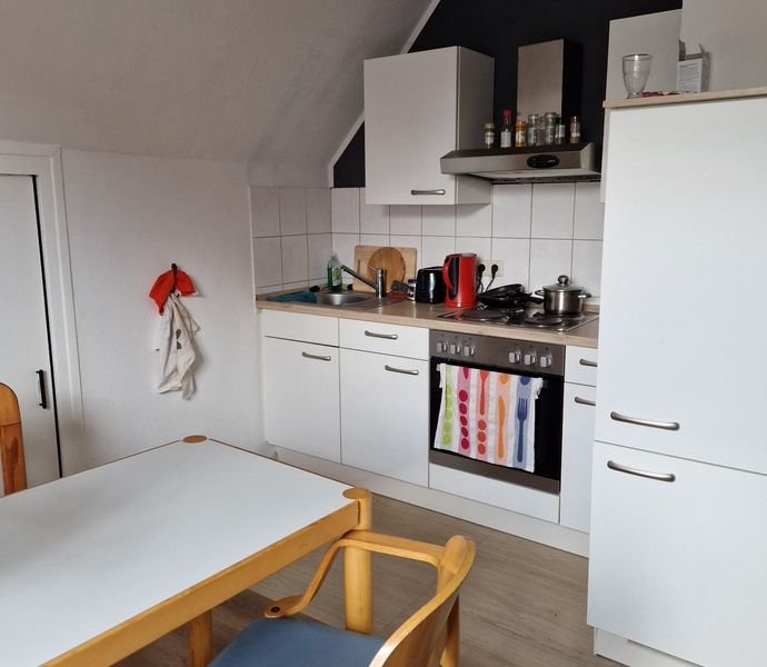 1 Zimmer Dachgeschosswohnung mit Küchenzeile in Lüdenscheid zu vermieten