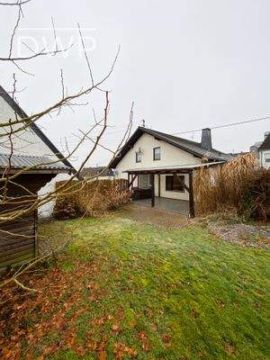 Frontansicht in Richtung Ost