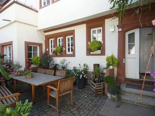 Atmosphäirscher Innenhof