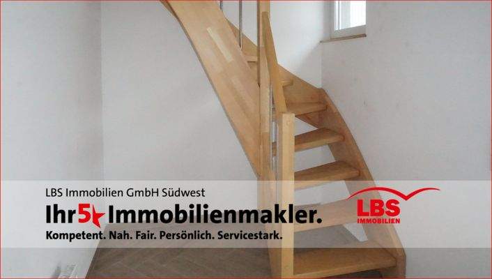 Treppenaufgang ins DG