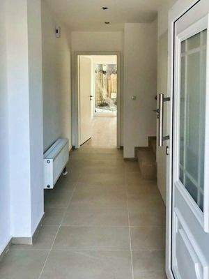 Der geflieste Eingangsbereich