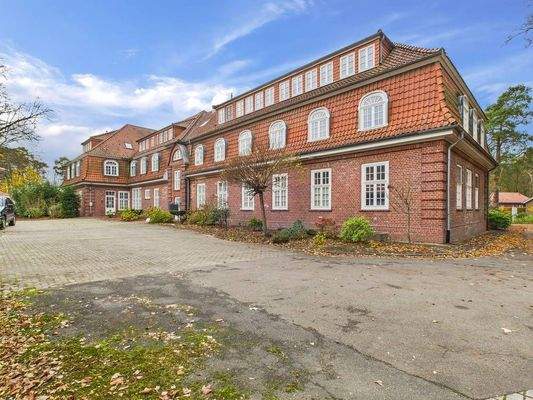 CAM03784G0-PR0093-STILL003-thumbnail-h750-70