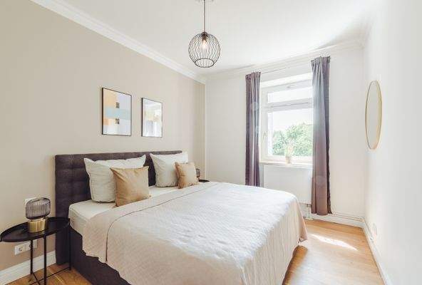 1. Schlafzimmer
