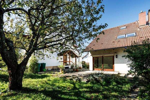 Rückansicht mit Garten