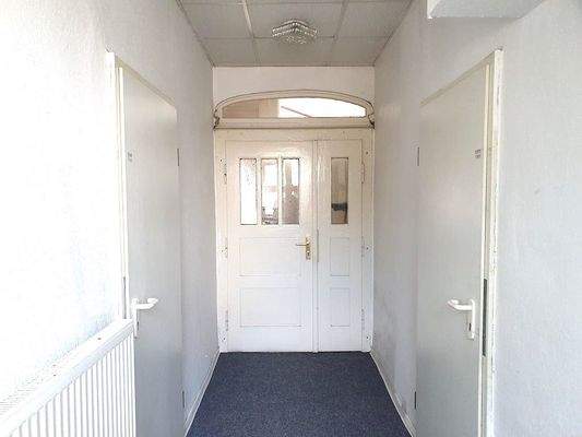 Eingangsbereich Straßenseite