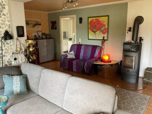 Wohn-Essbereich mit Kamin